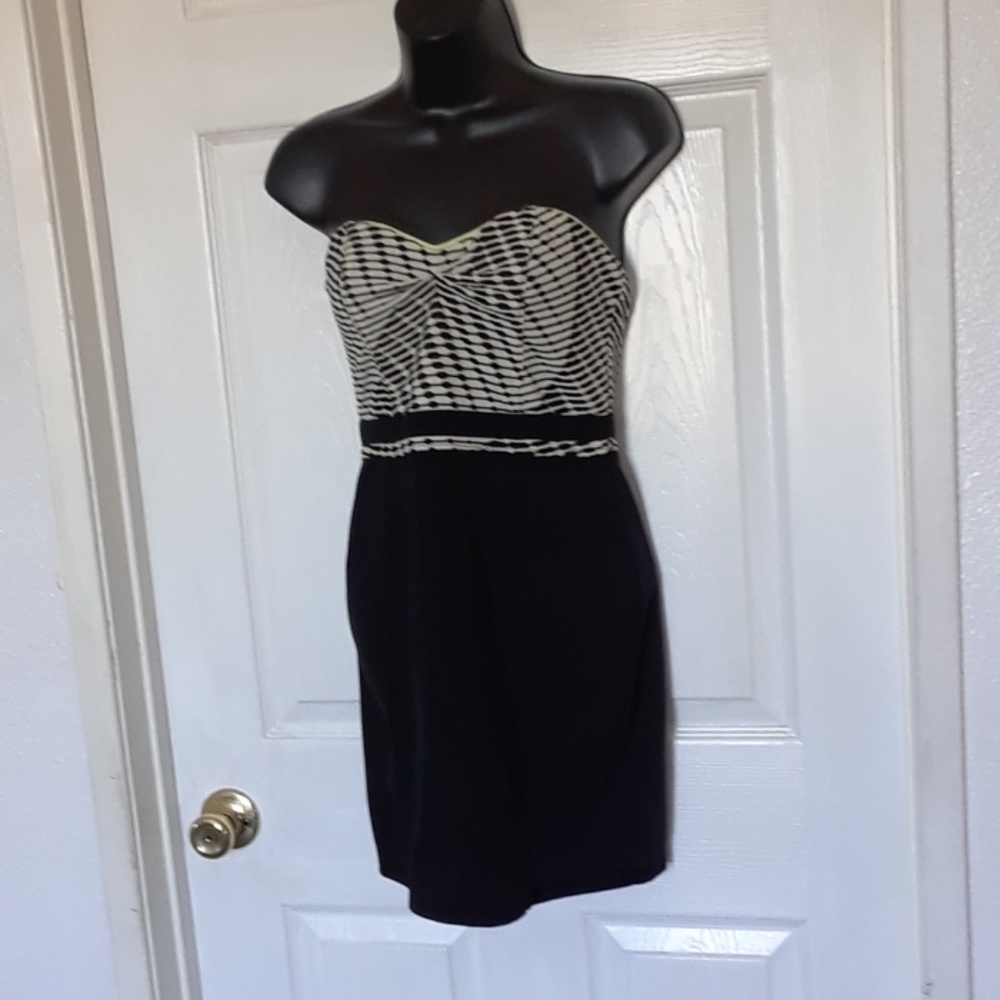 SILENCE  NOISE DRESS  SIZE  (M)